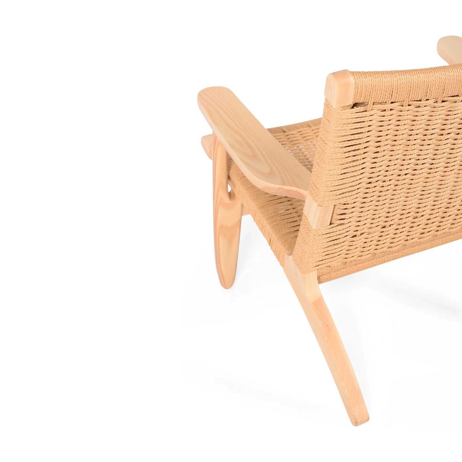 Poltrona Catani CH25 | Design scandinavo in frassino e corda naturale