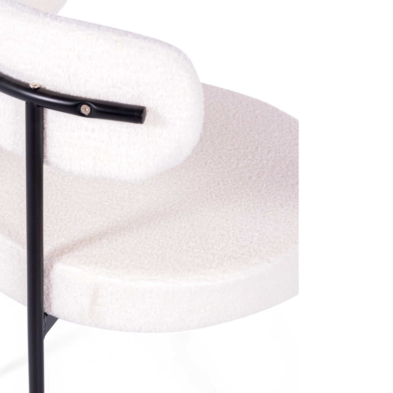Sametilla verhoiltu Lenin-tuoli - tyylikäs ja moderni muotoilu 😉.