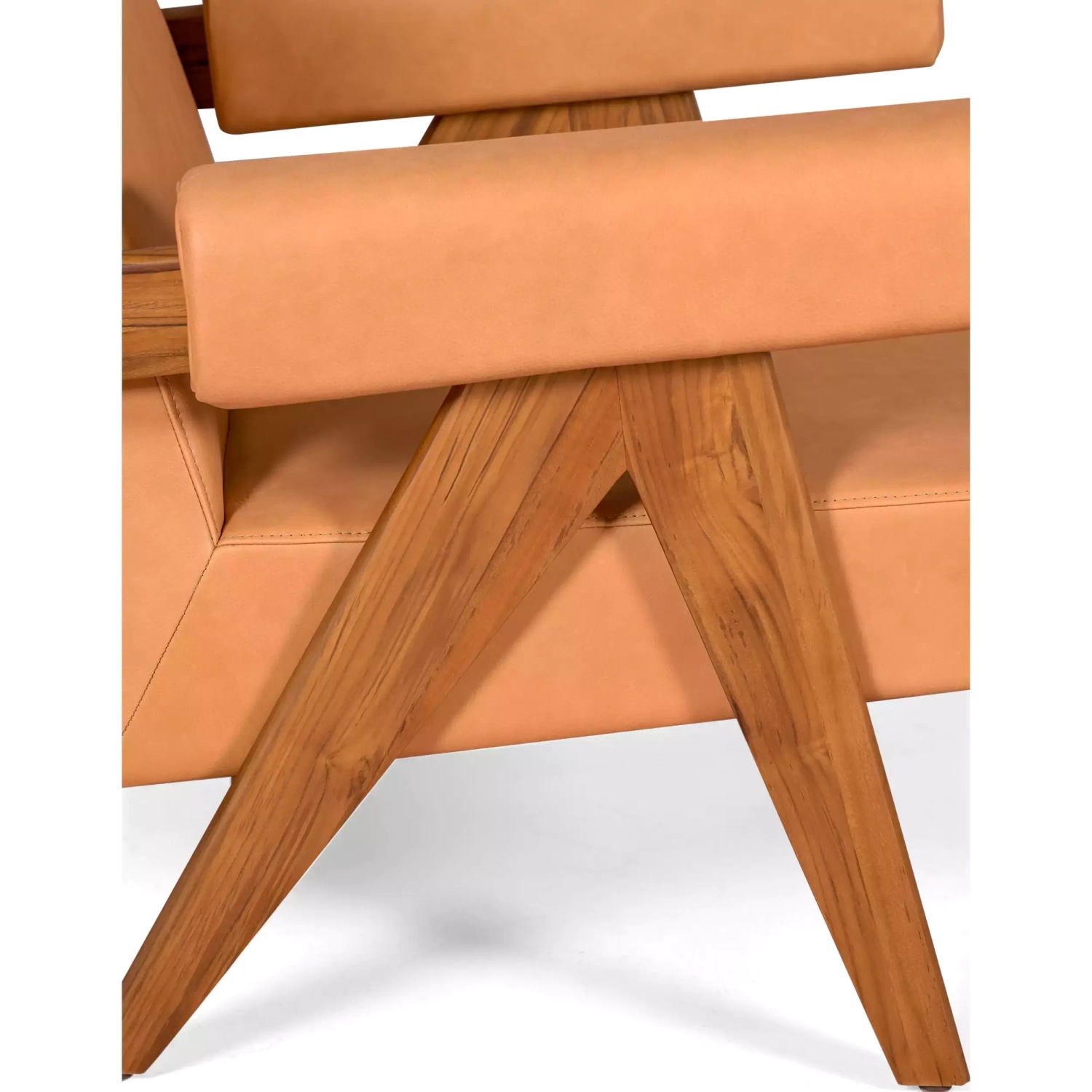 Comfort lounge armchair Compass - Vintage retro elegance - Mueble Design