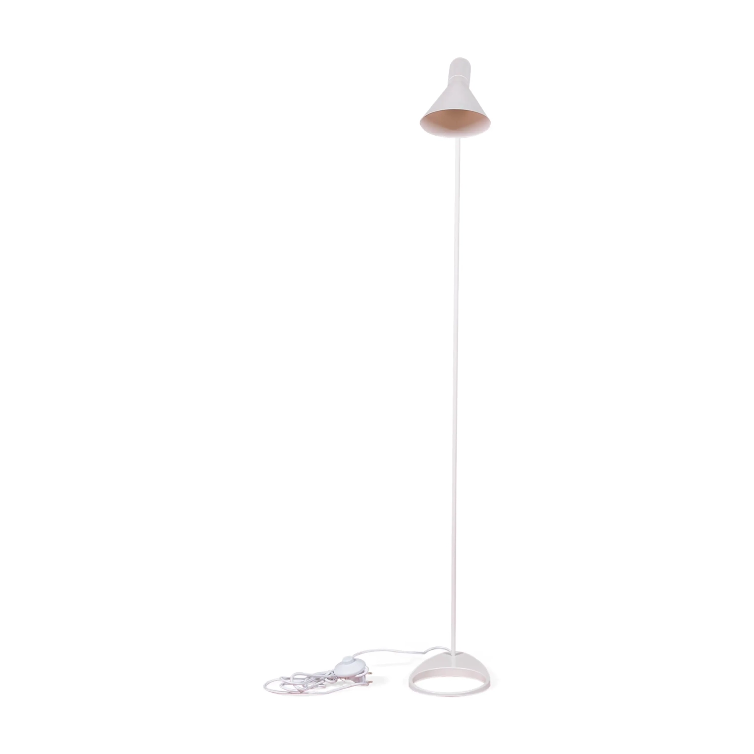 Lampadaire Jhon | Design inspiré d'Arne Jacobsen en acier