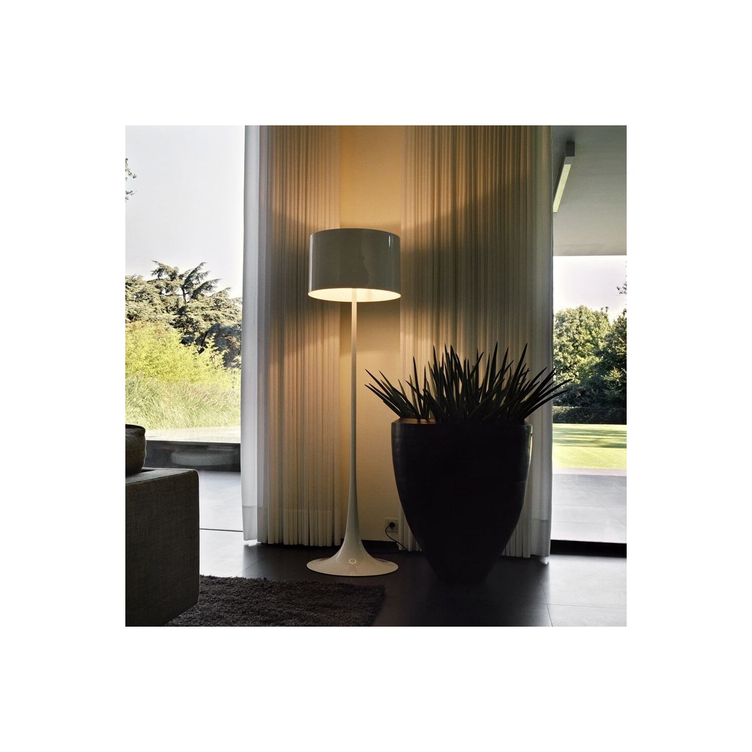 Réplique du lampadaire Spun Light Floor