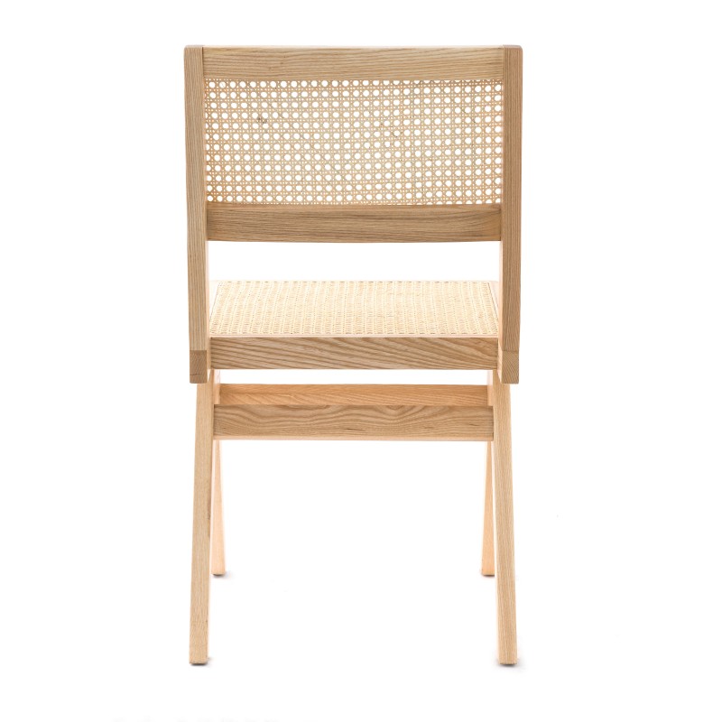 Nachbildung des Chandigarh-Stuhls des Designers Pierre Jeanneret 