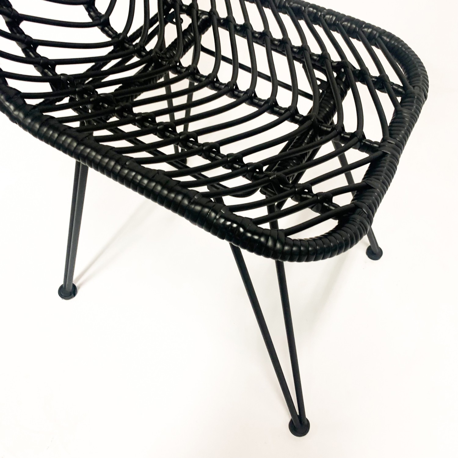 Chaise Le Midi en rotin parfaite pour l'extérieur