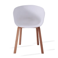 Chaise nordique Daxer en bois de hêtre de style nordique