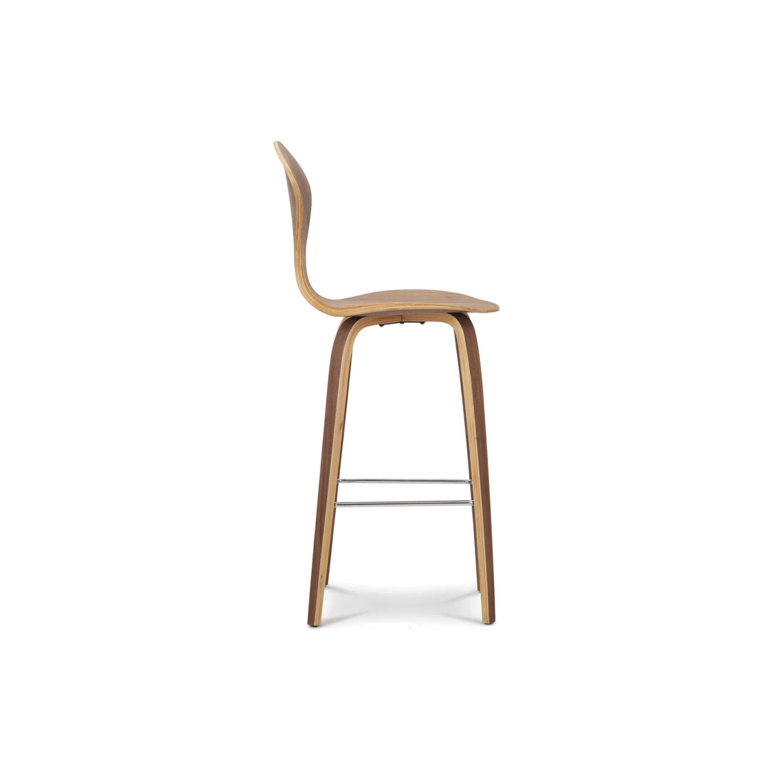 Cherner Hocker im nordischen Stil