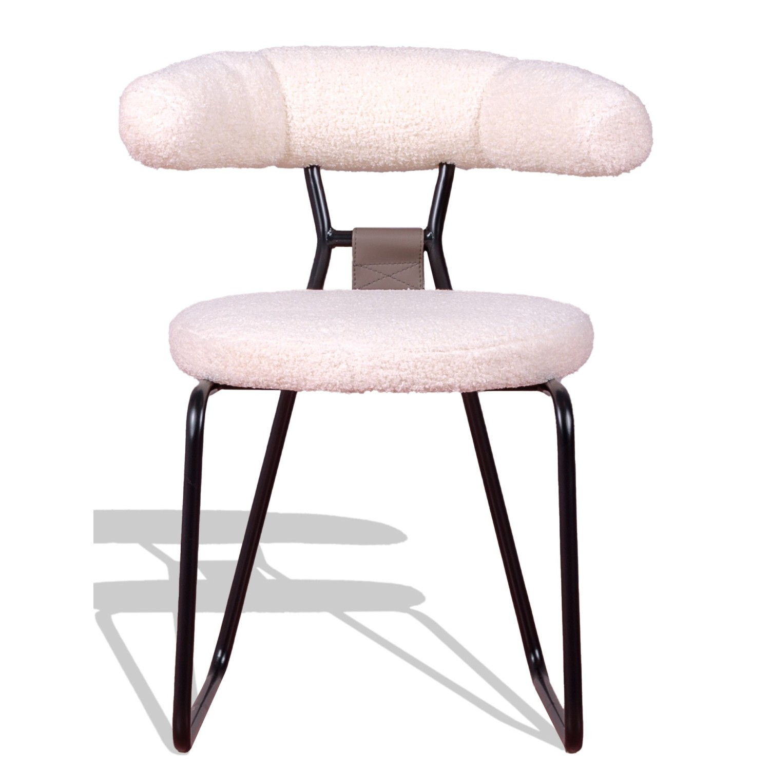 Chaise design Oxford tapissée en bouclé