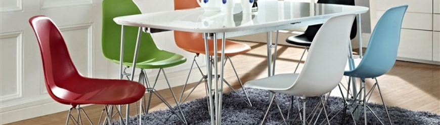 Réplicas de la silla Eames DSR